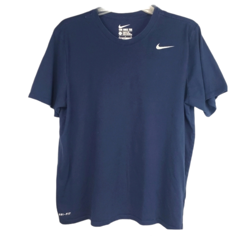 Nike Dri-Fit Navy Blue Size Large tee shirt t-shirt athletic cut fit men's
